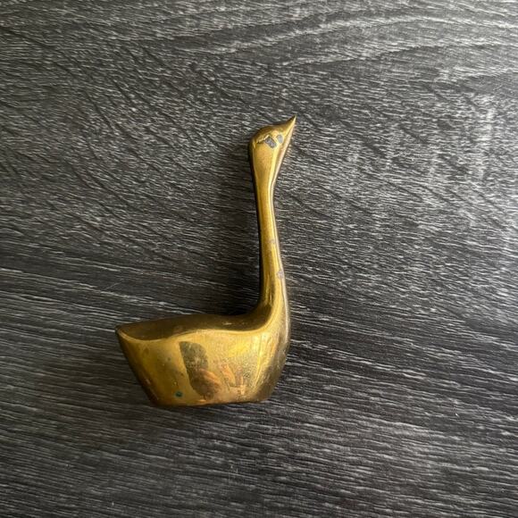Vintage Mid Century Modern Solid Brass Swan Figurine Paperweight Ringer Holder - Picture 8 of 10